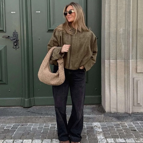 NEW Maven Suede Olive colored Cropped Bomber Jacket - Women size small - Picture 3 of 7